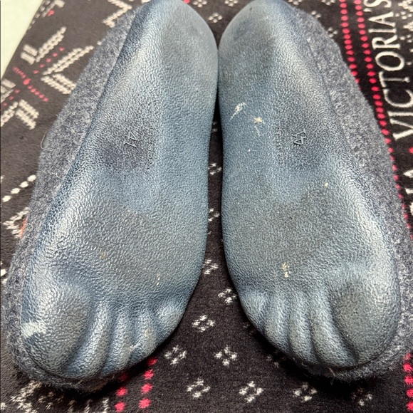 Haflinger Blue and Red Embroidered Slippers Sz 41 good condition only worn few X - Picture 3 of 5